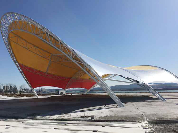 十堰龍舟廣場張拉膜結(jié)構(gòu)建筑工程
